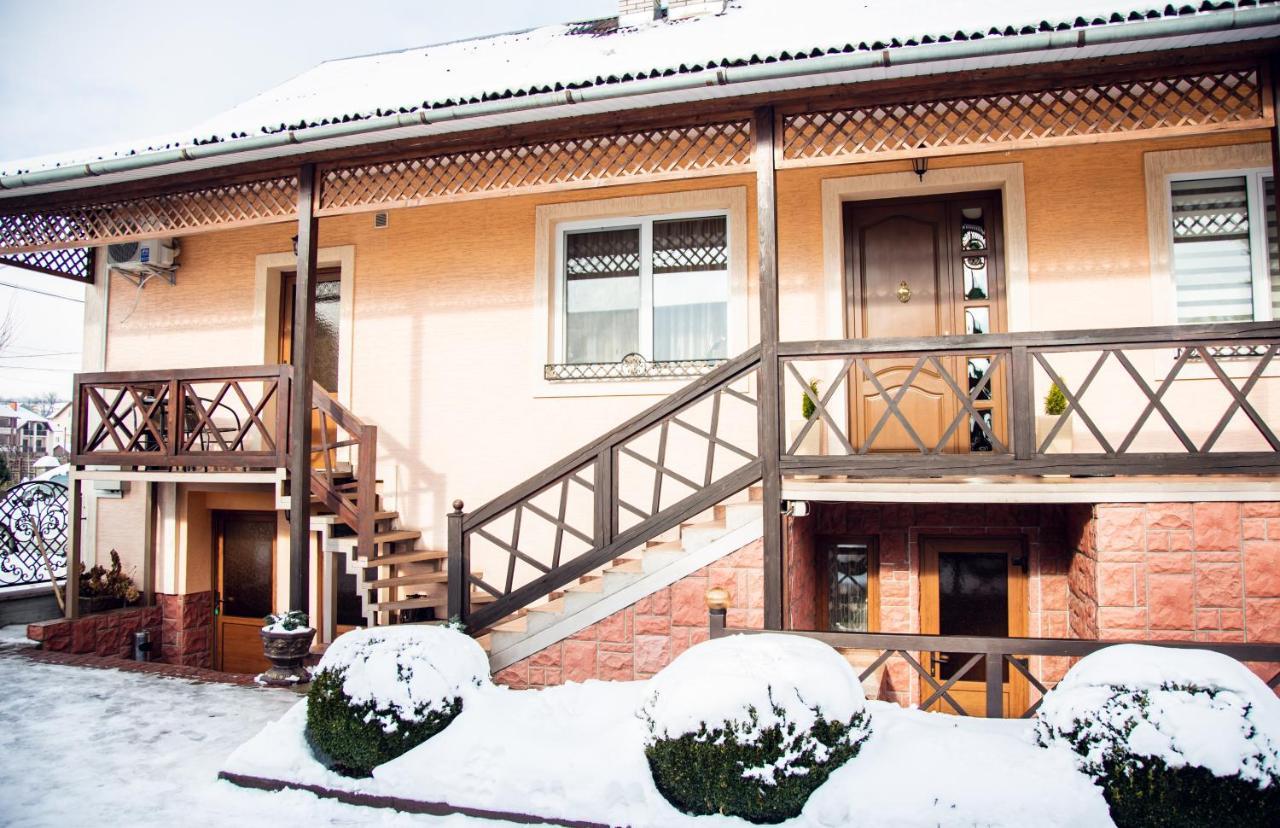 Августин Hotel Solochin Luaran gambar
